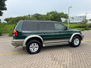 2001 Mitsubishi Montero Sport