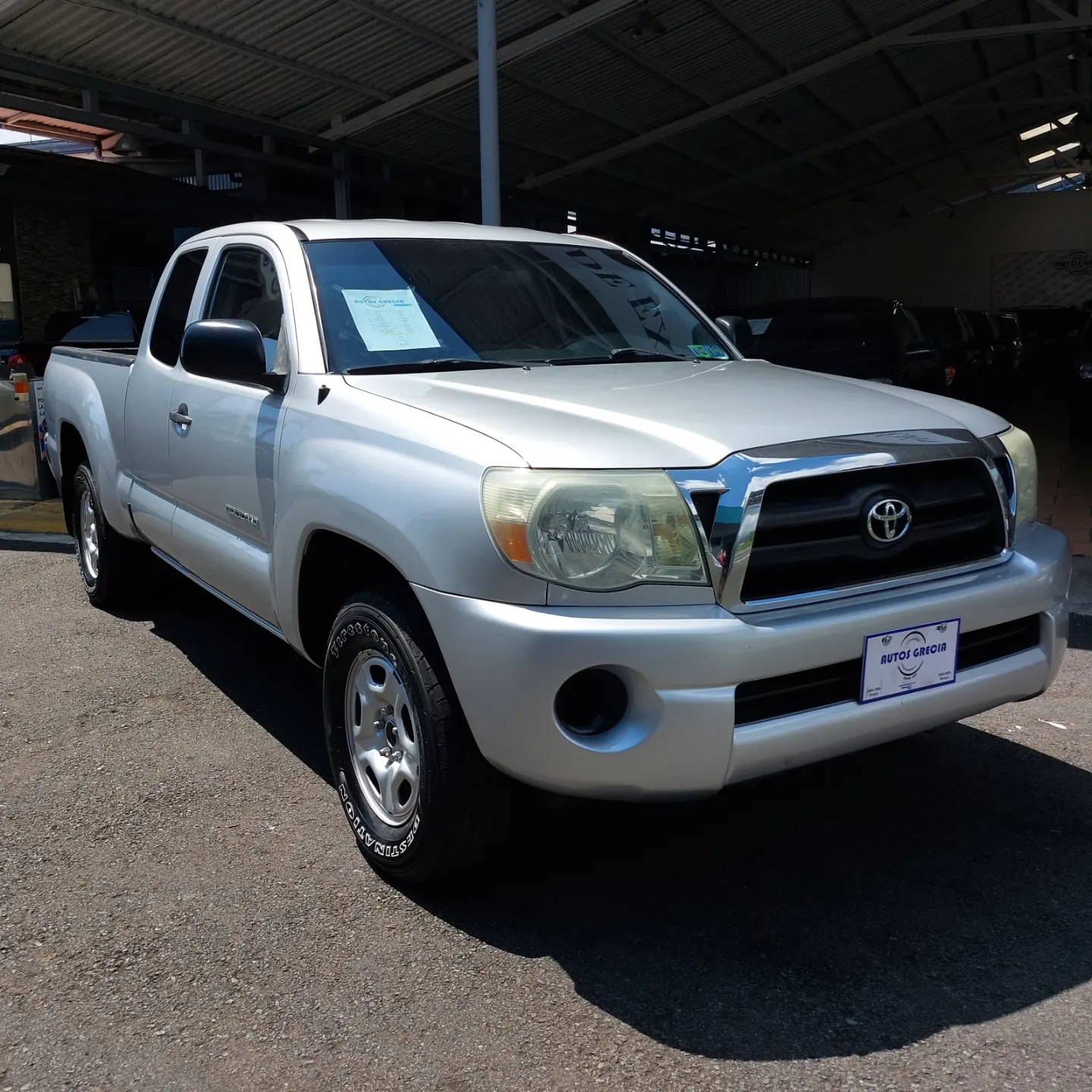TOYOTA TACOMA