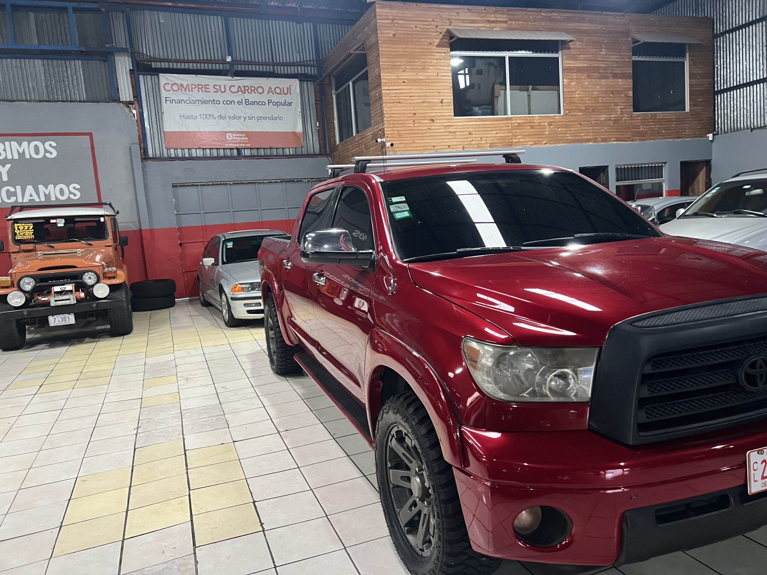 TOYOTA TUNDRA