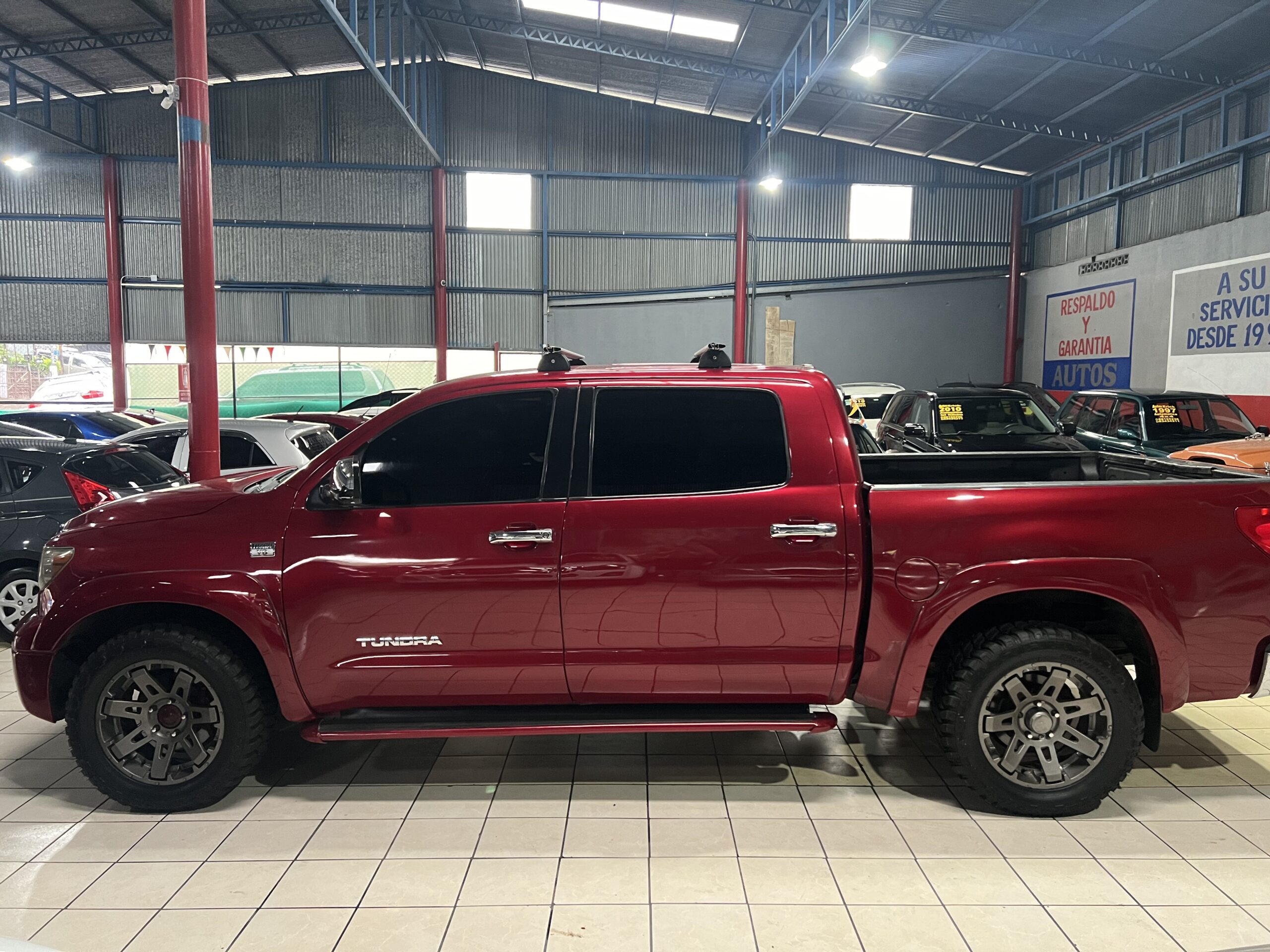 TOYOTA TUNDRA