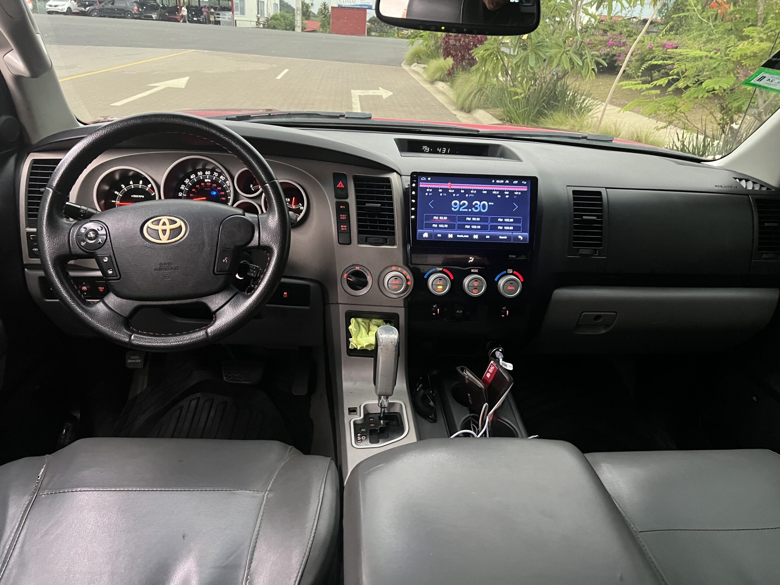 TOYOTA TUNDRA