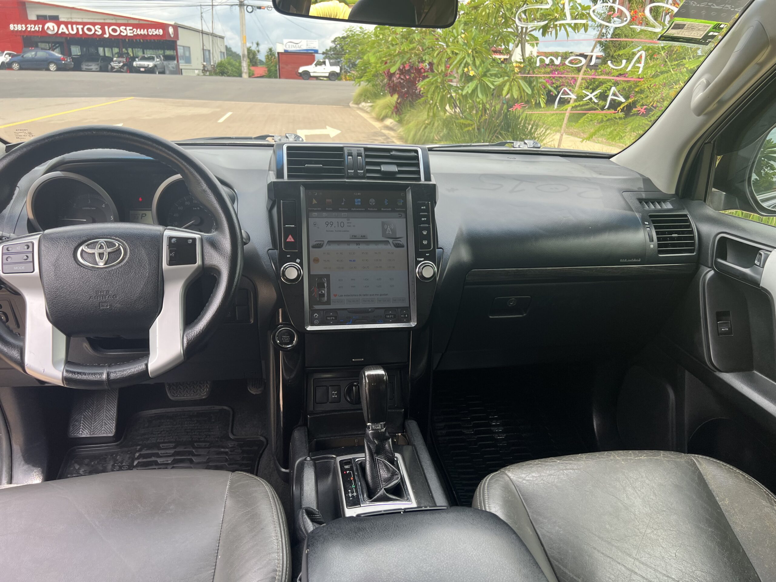 TOYOTA PRADO