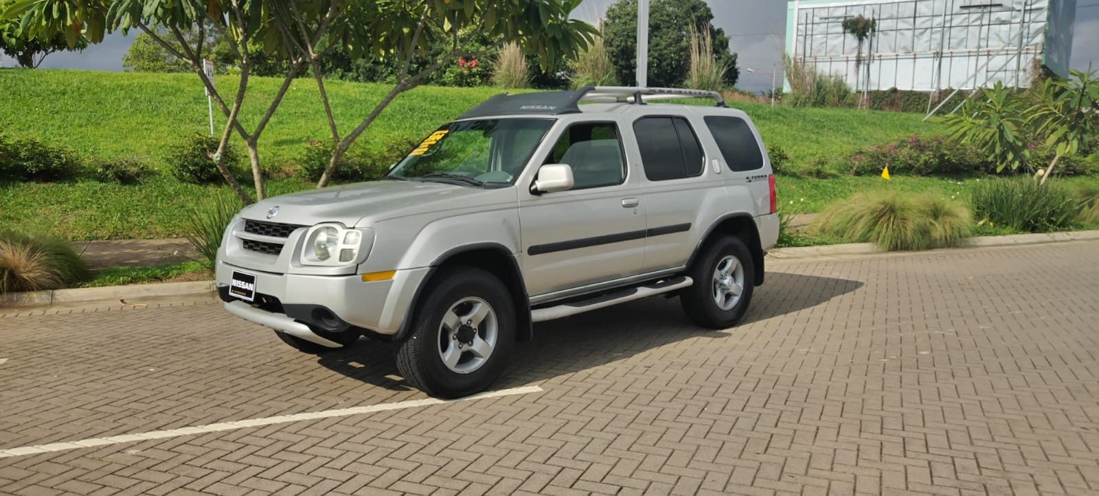 NISSAN