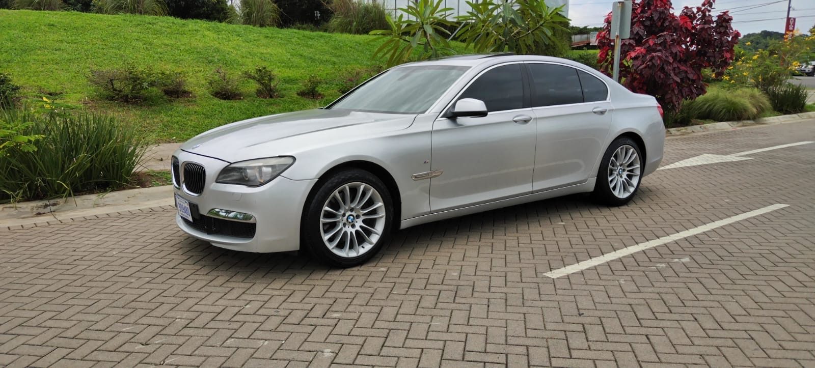 BMW 740 I EDICIÓN LIMITADA