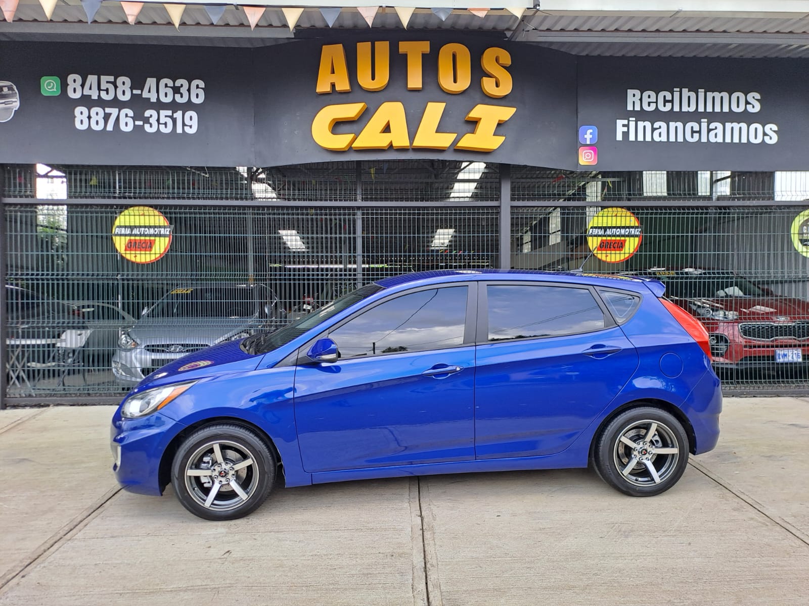 HYUNDAI ACCENT HATCHBACK 2012