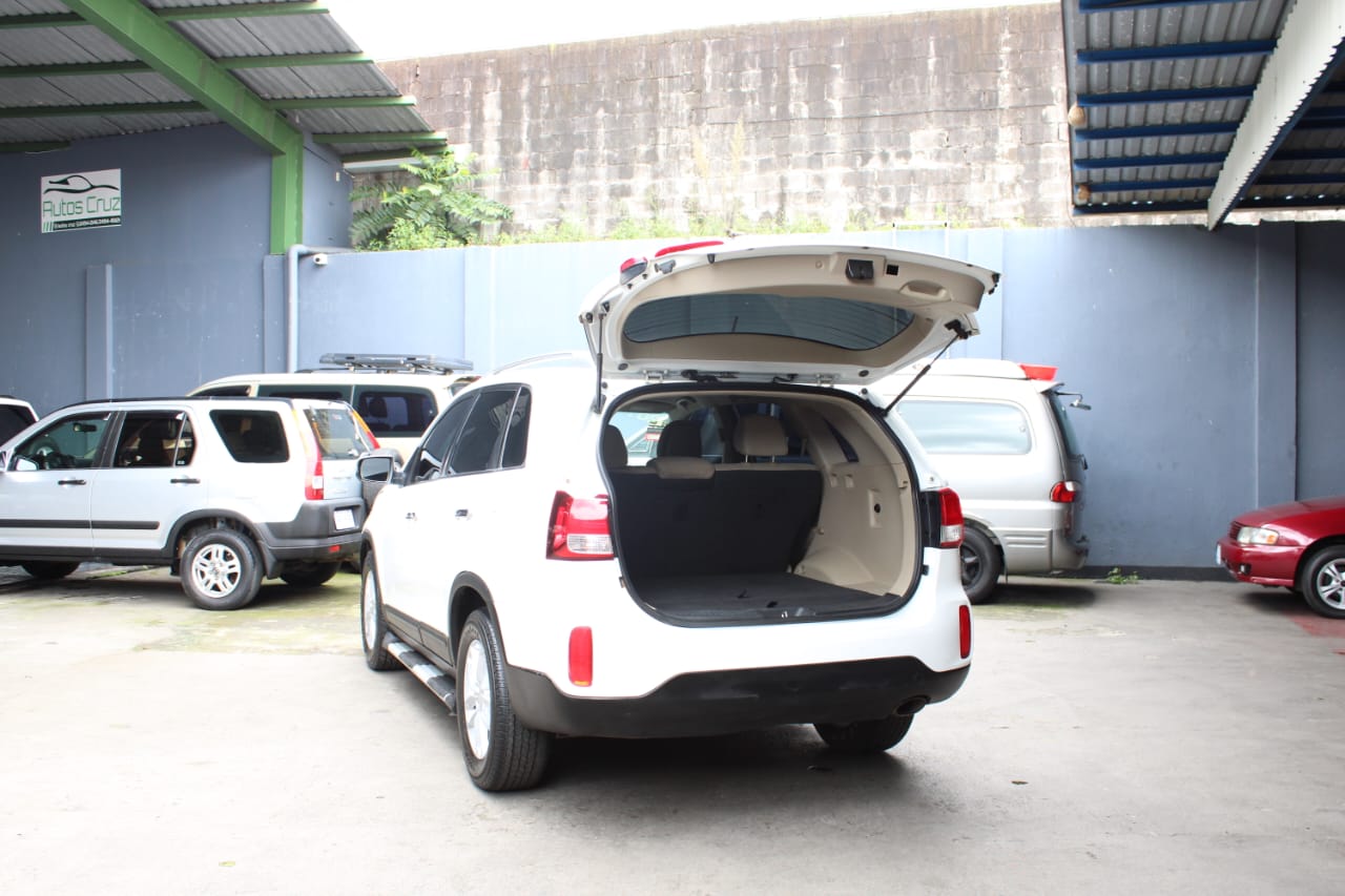 KIA SORENTO