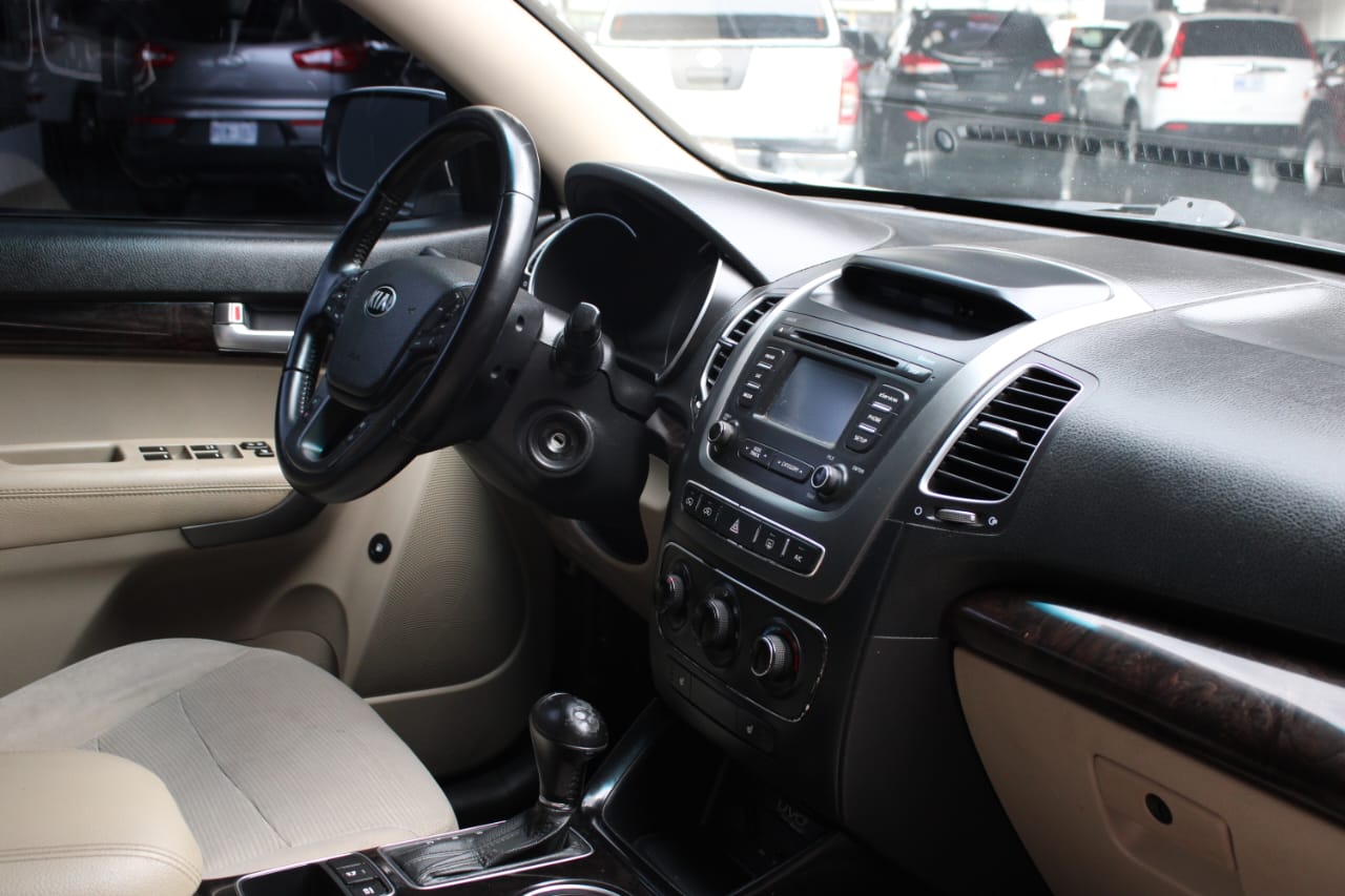 KIA SORENTO