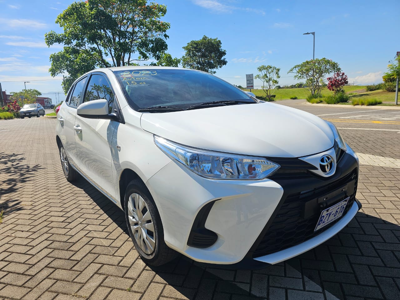 YARIS HATCHBACK 2023