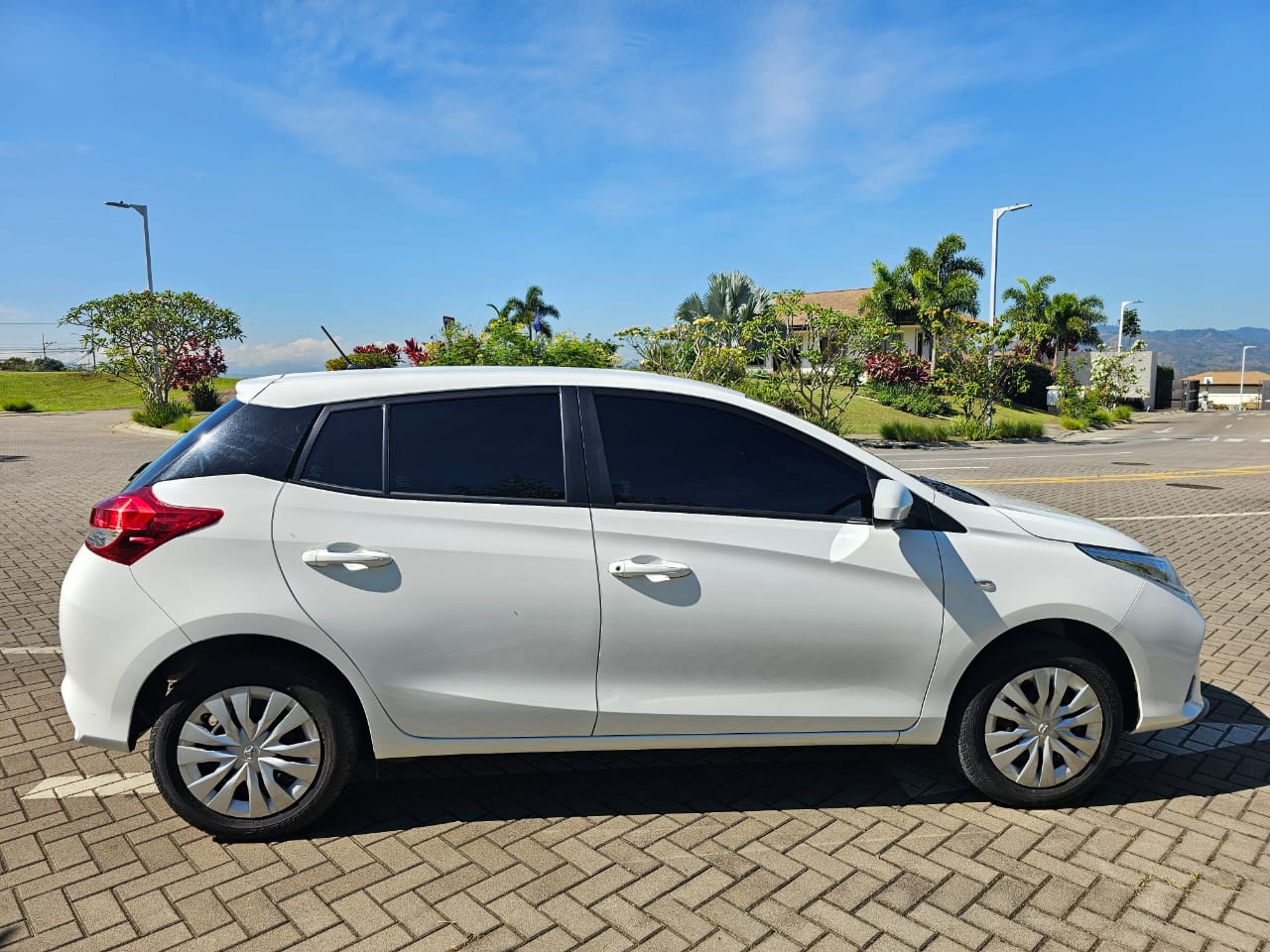 YARIS HATCHBACK 2023