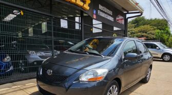 Toyota Yaris 2010