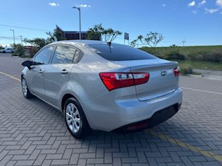2014 KIA RÍO EX