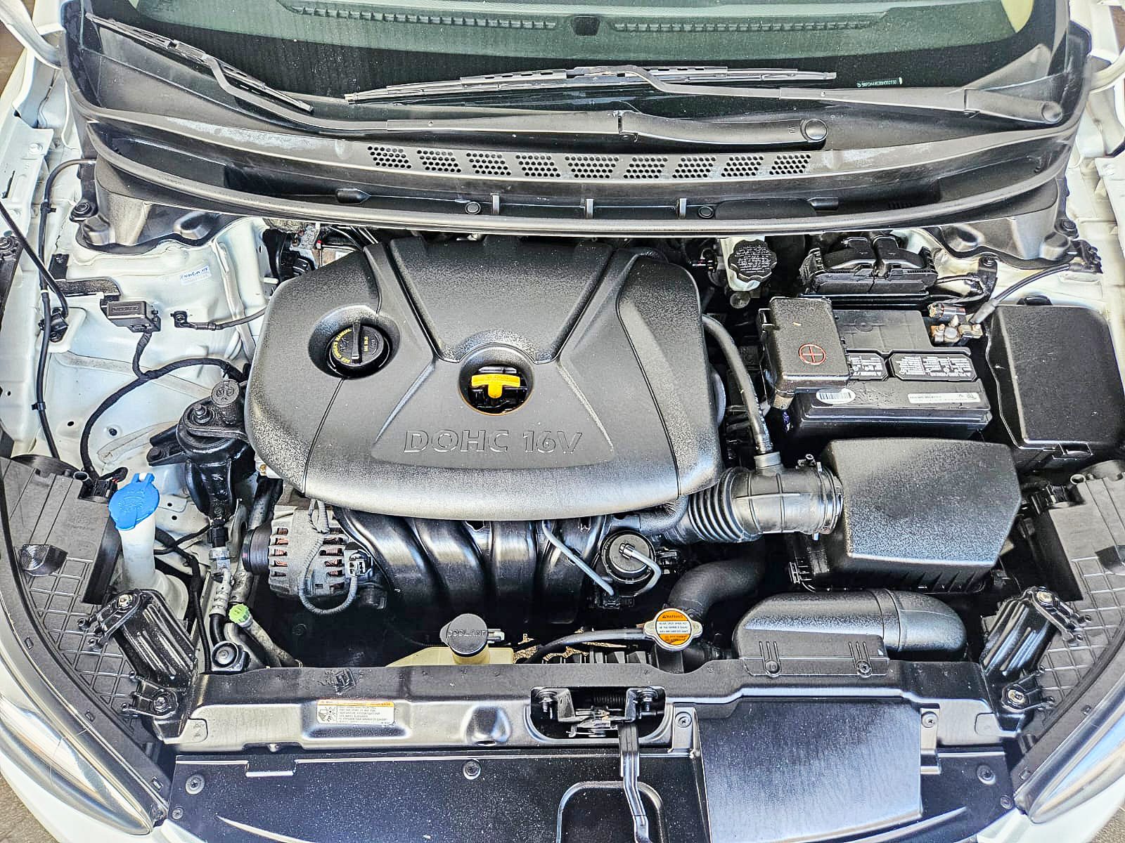 HYUNDAI ELANTRA 2011