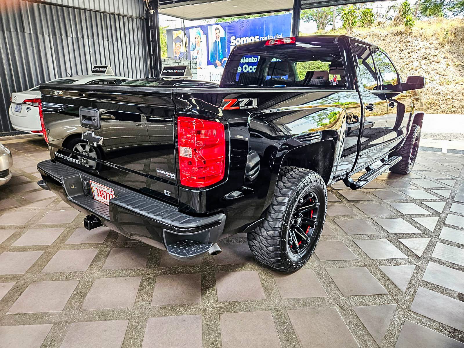 CHEVROLET SILVERADO Z71 2018