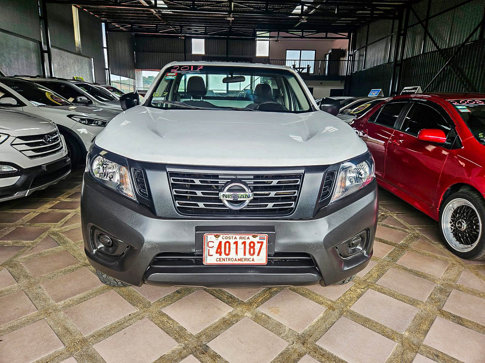 NISSAN FRONTIER NP300 2017