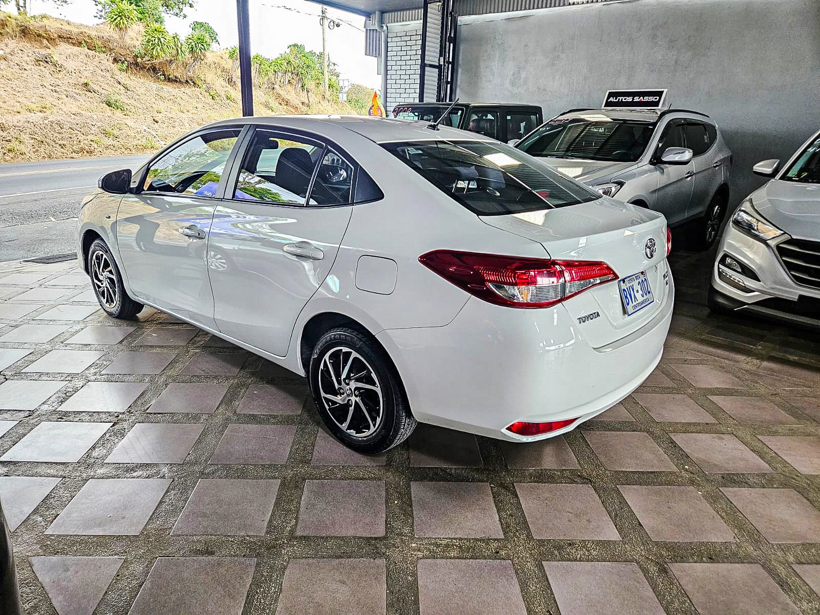 TOYOTA YARIS 2022