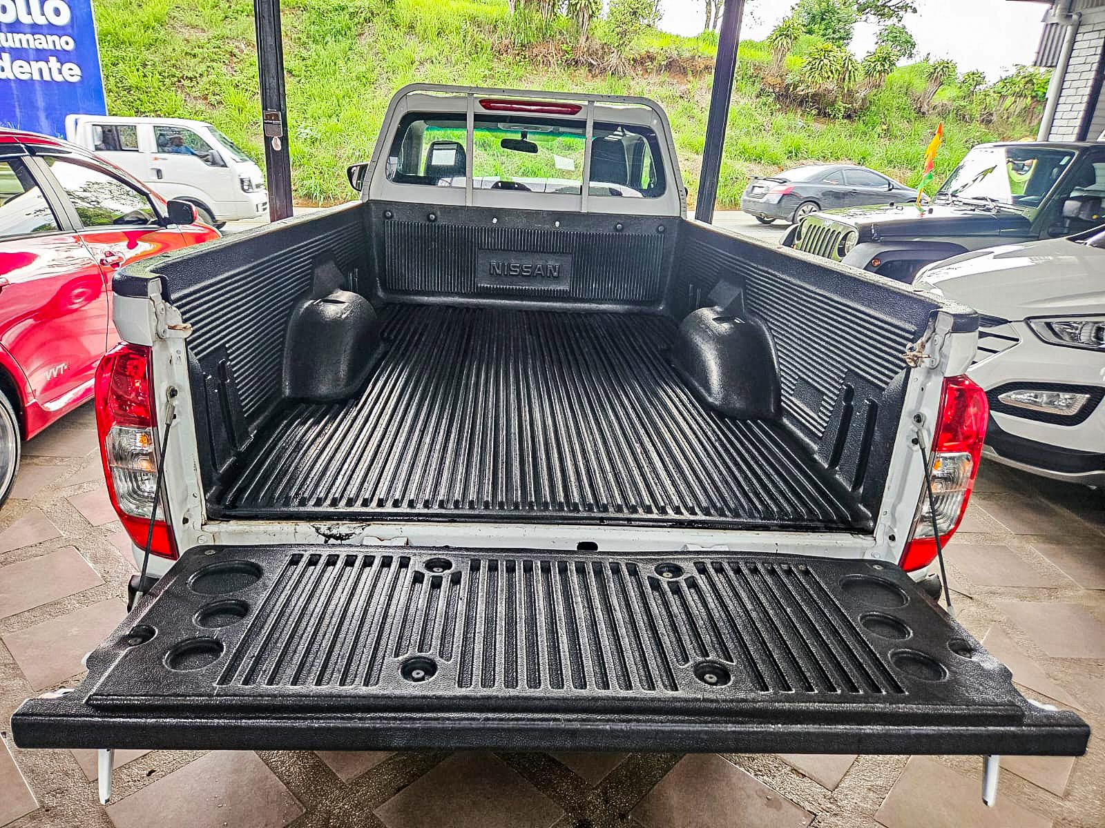 NISSAN FRONTIER NP300 2017