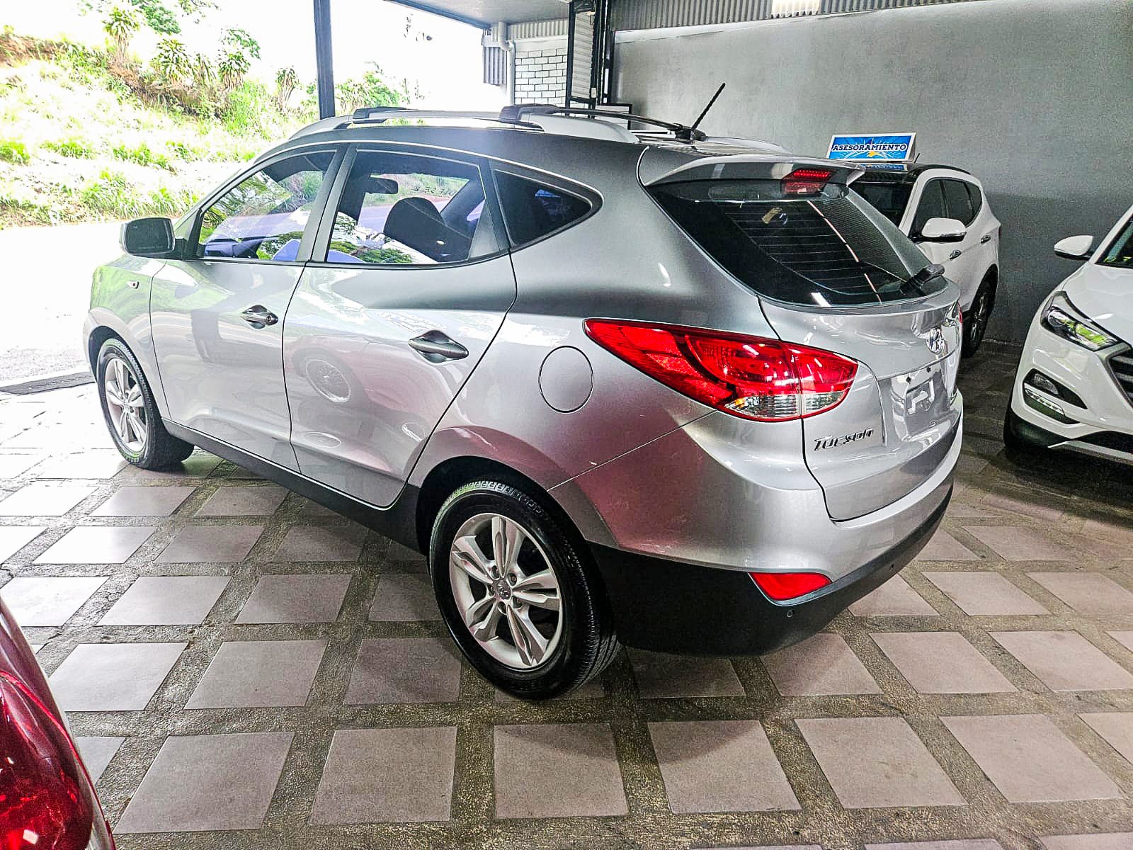 HYUNDAI TUCSON 2013