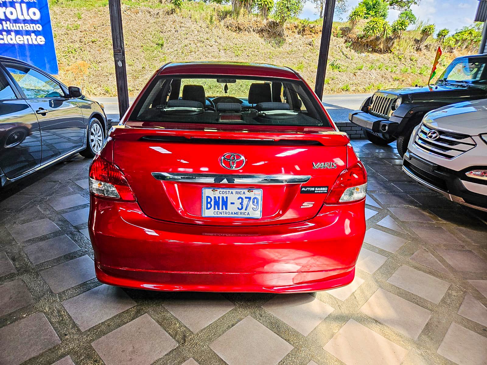 TOYOTA YARIS 2008