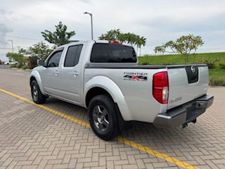 2005 NISSAN FRONTIER