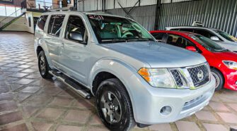 Nissan Pathfinder 2011
