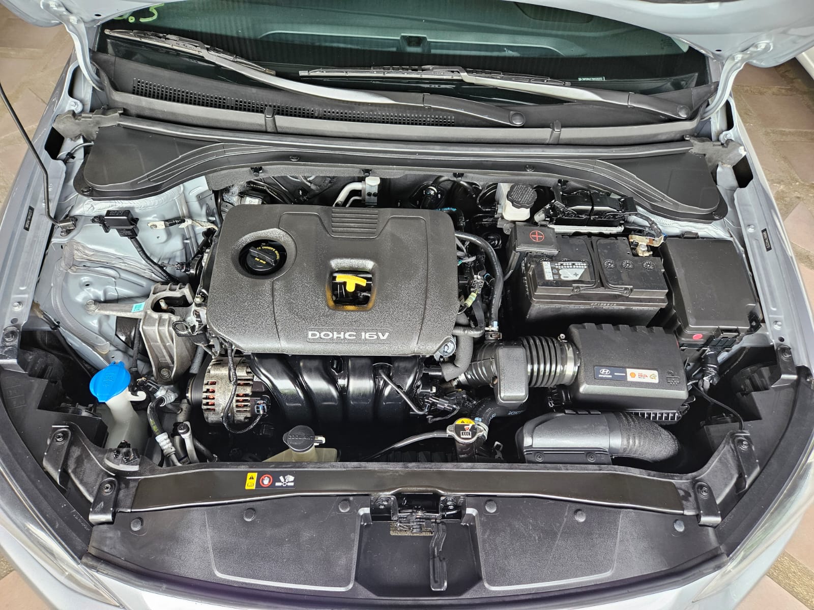HYUNDAI ELANTRA 2017