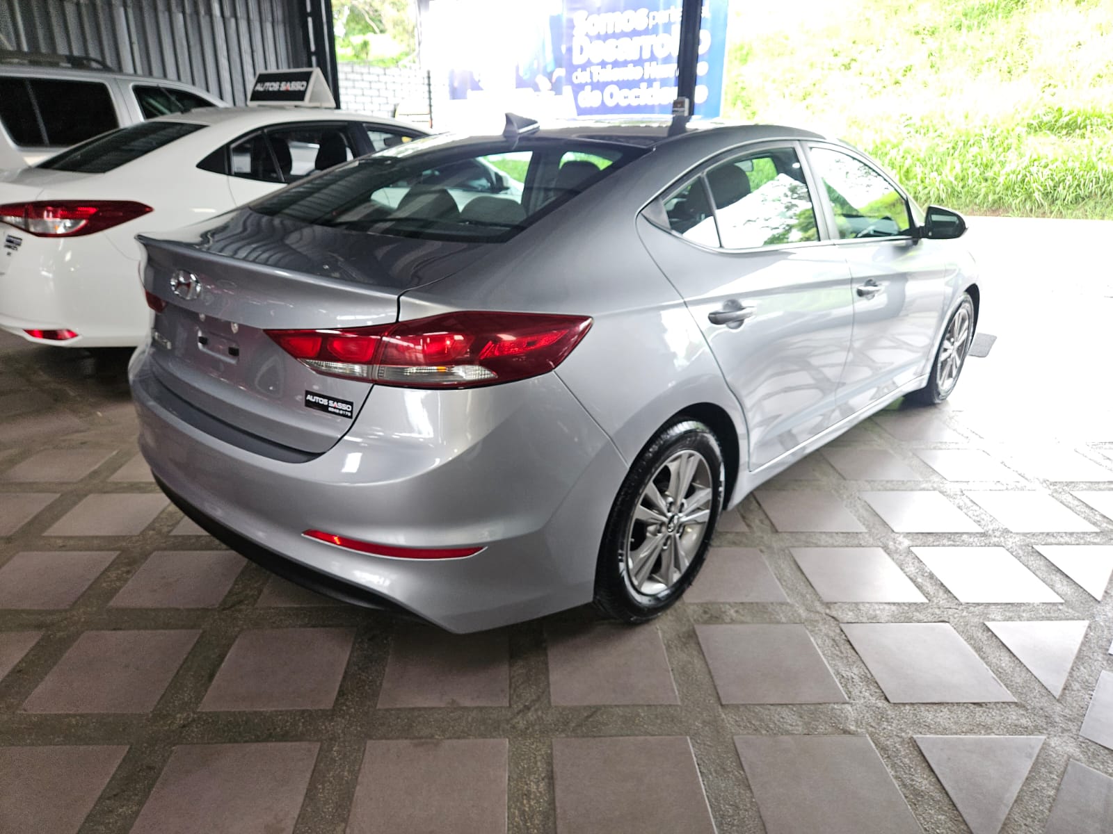 HYUNDAI ELANTRA 2017