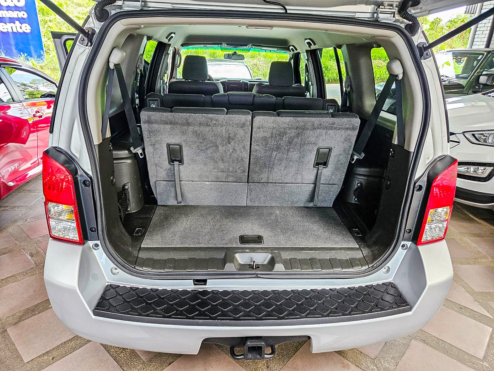 NISSAN PATHFINDER 2011