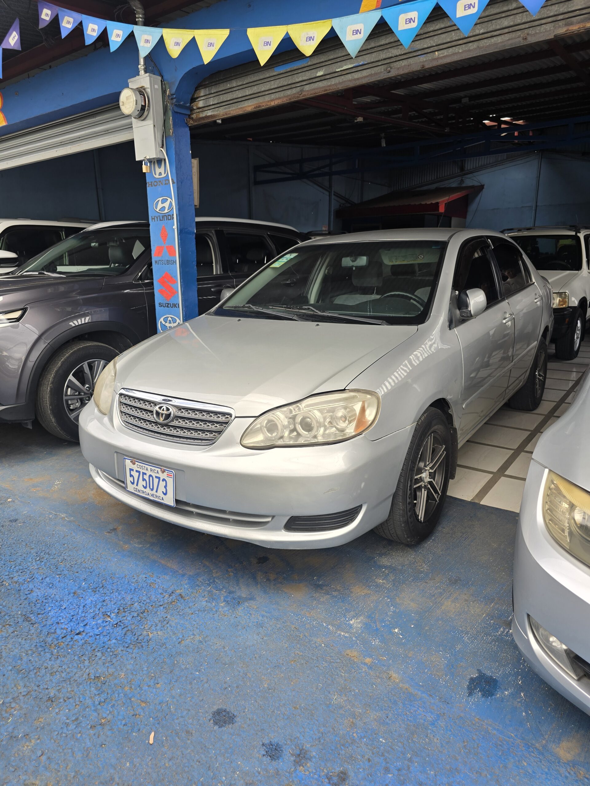 TOYOTA COROLLA