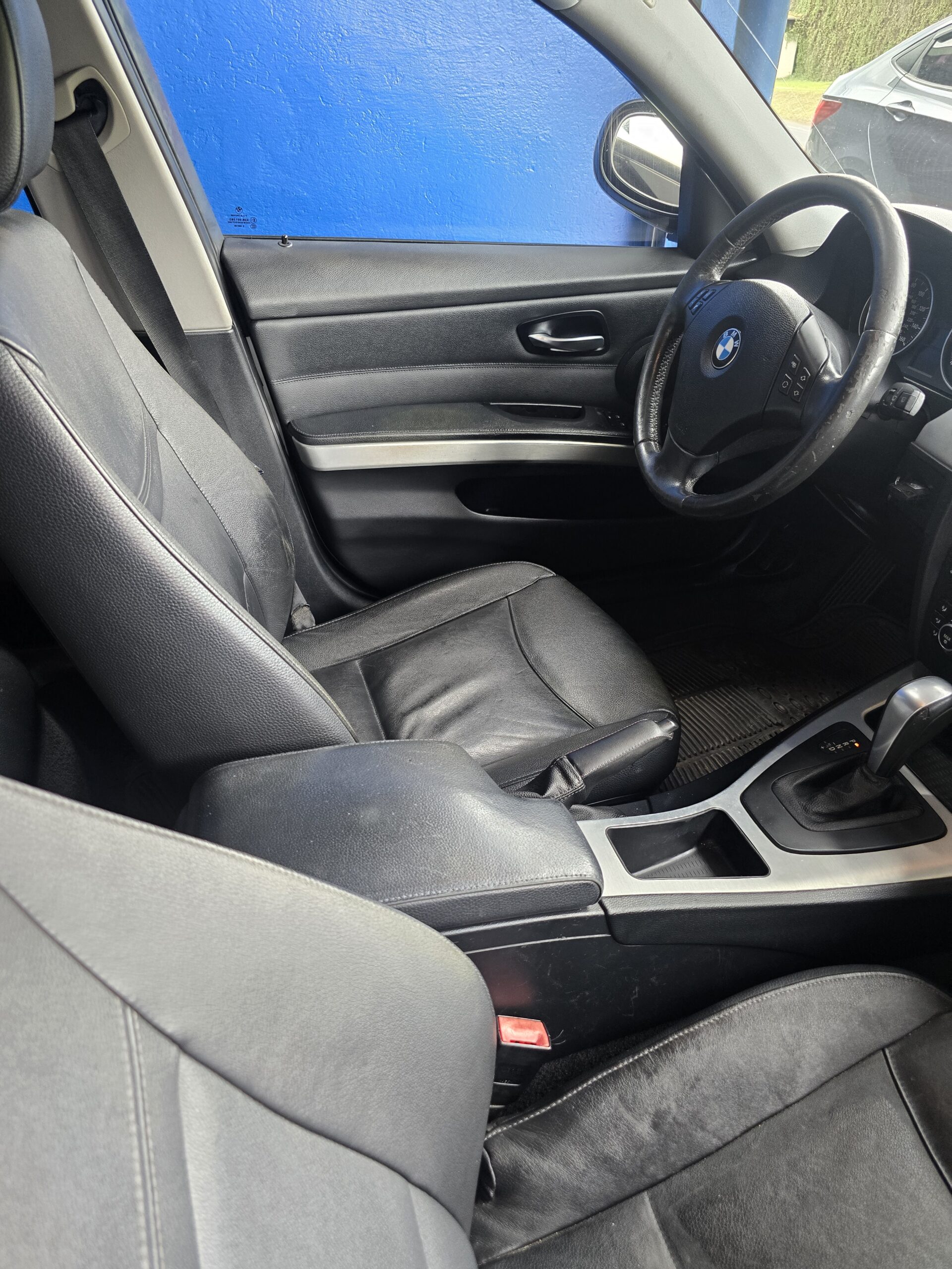 BMW 328I