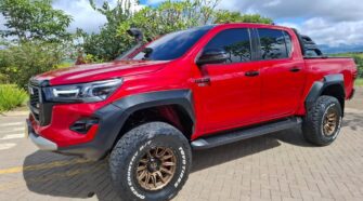 TOYOTA HILUX GR