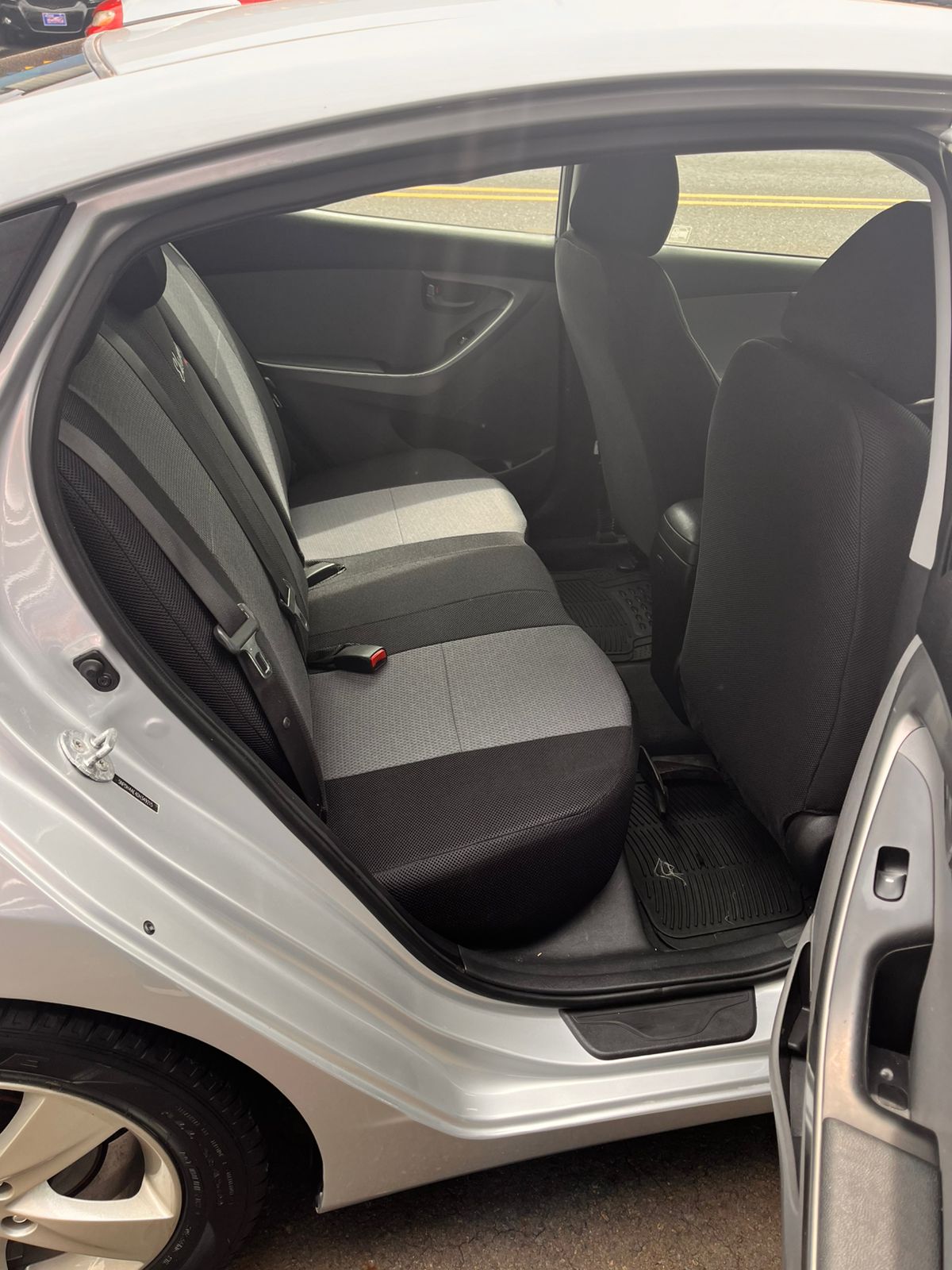 HYUNDAI ELANTRA 2013