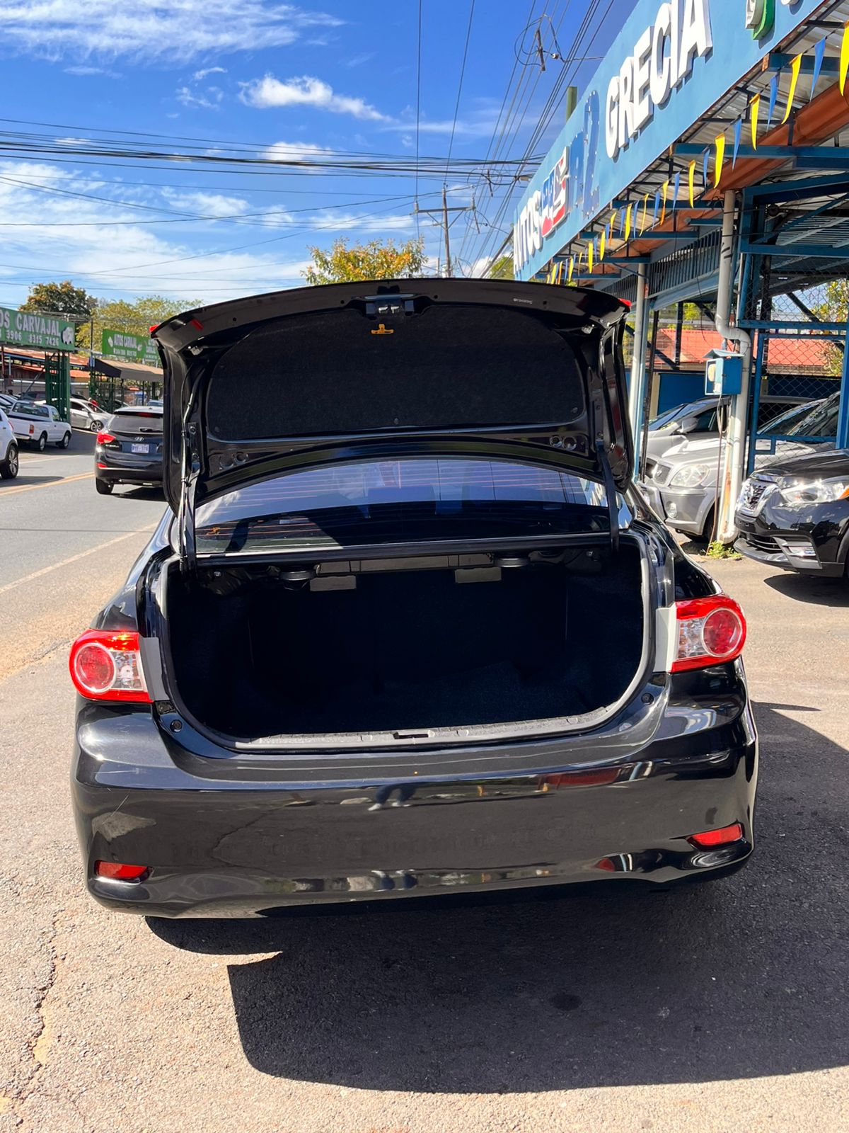 TOYOTA COROLLA 2011