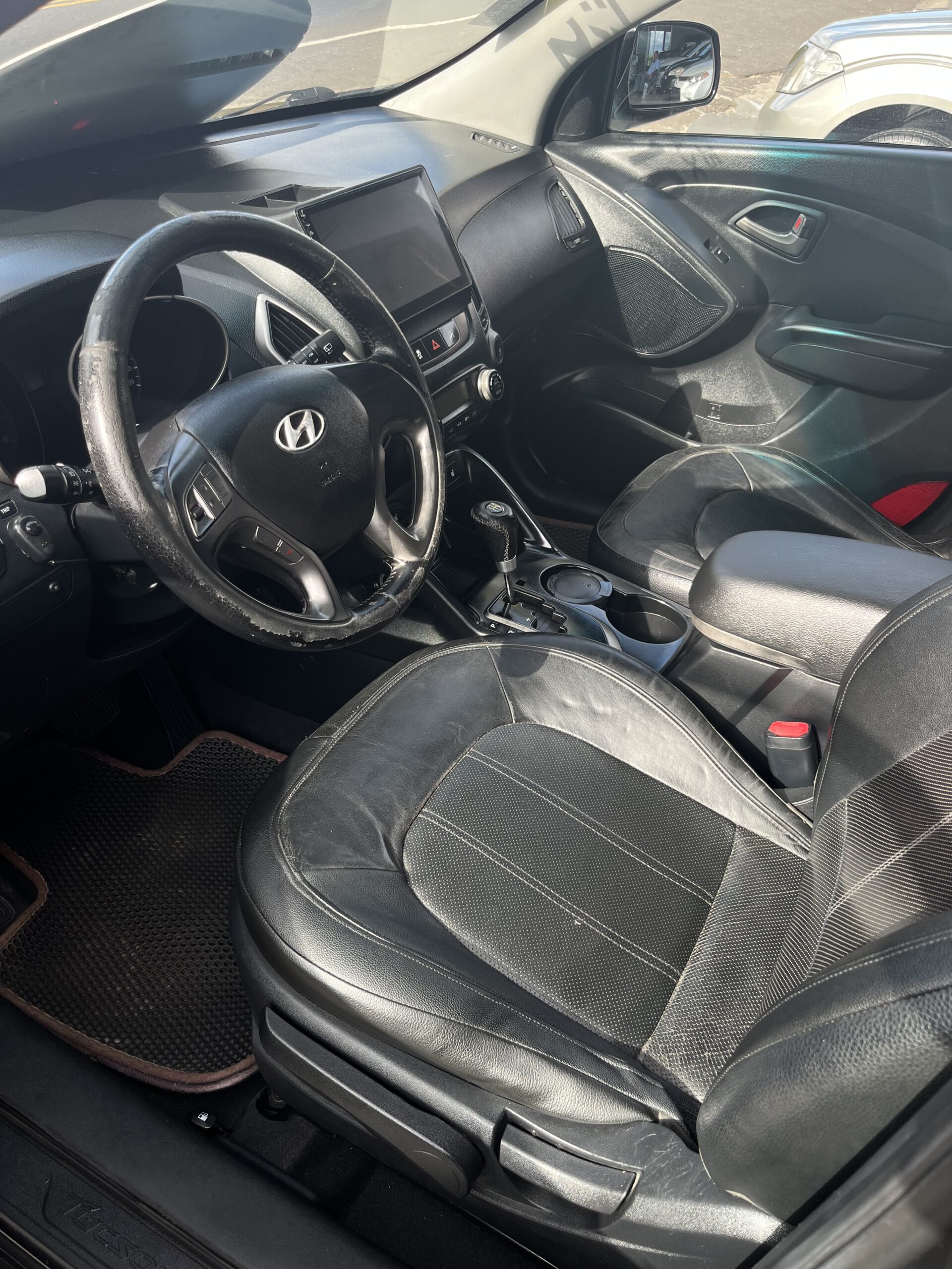 HYUNDAI TUCSON 2010