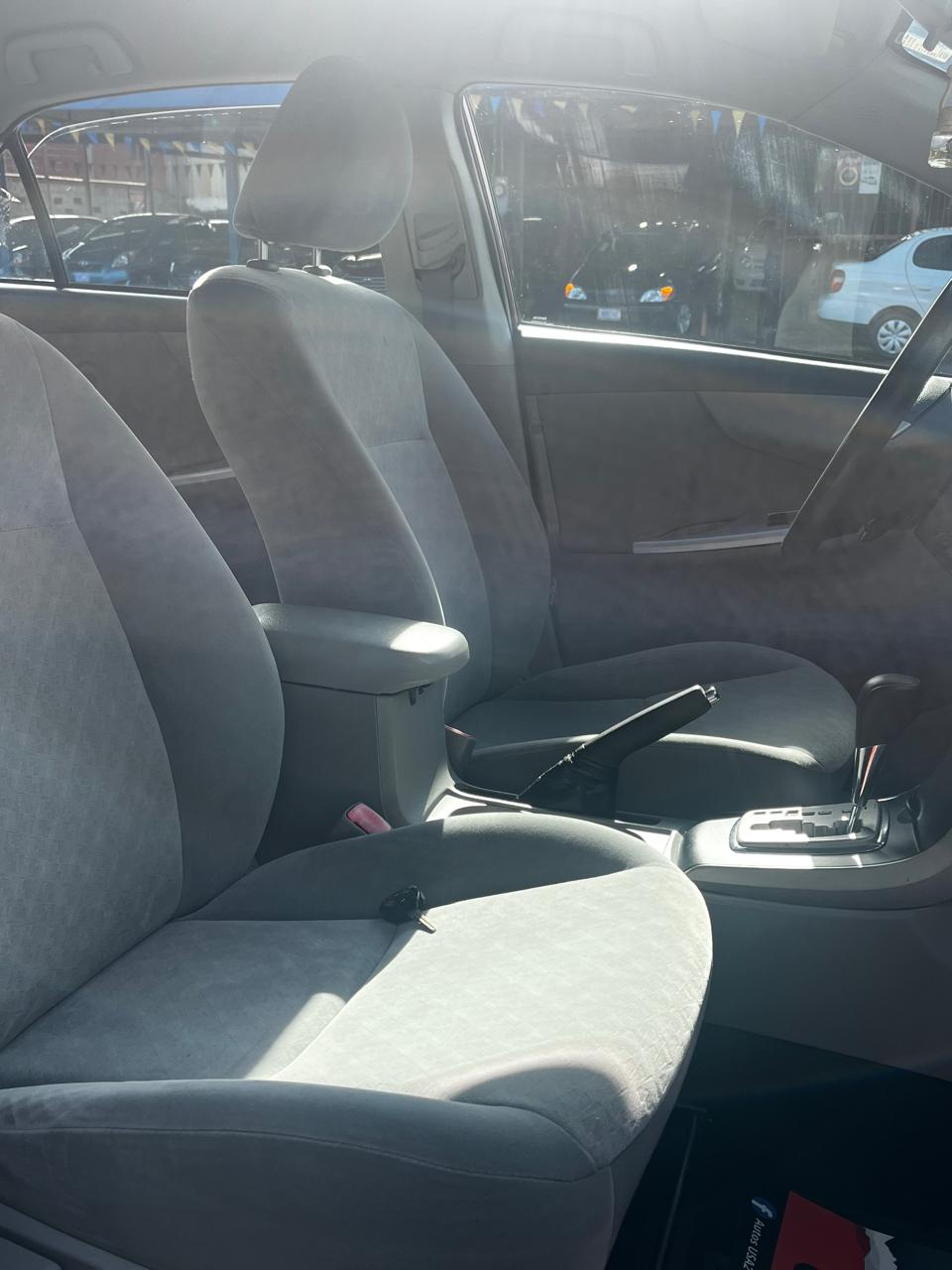 TOYOTA COROLLA 2010