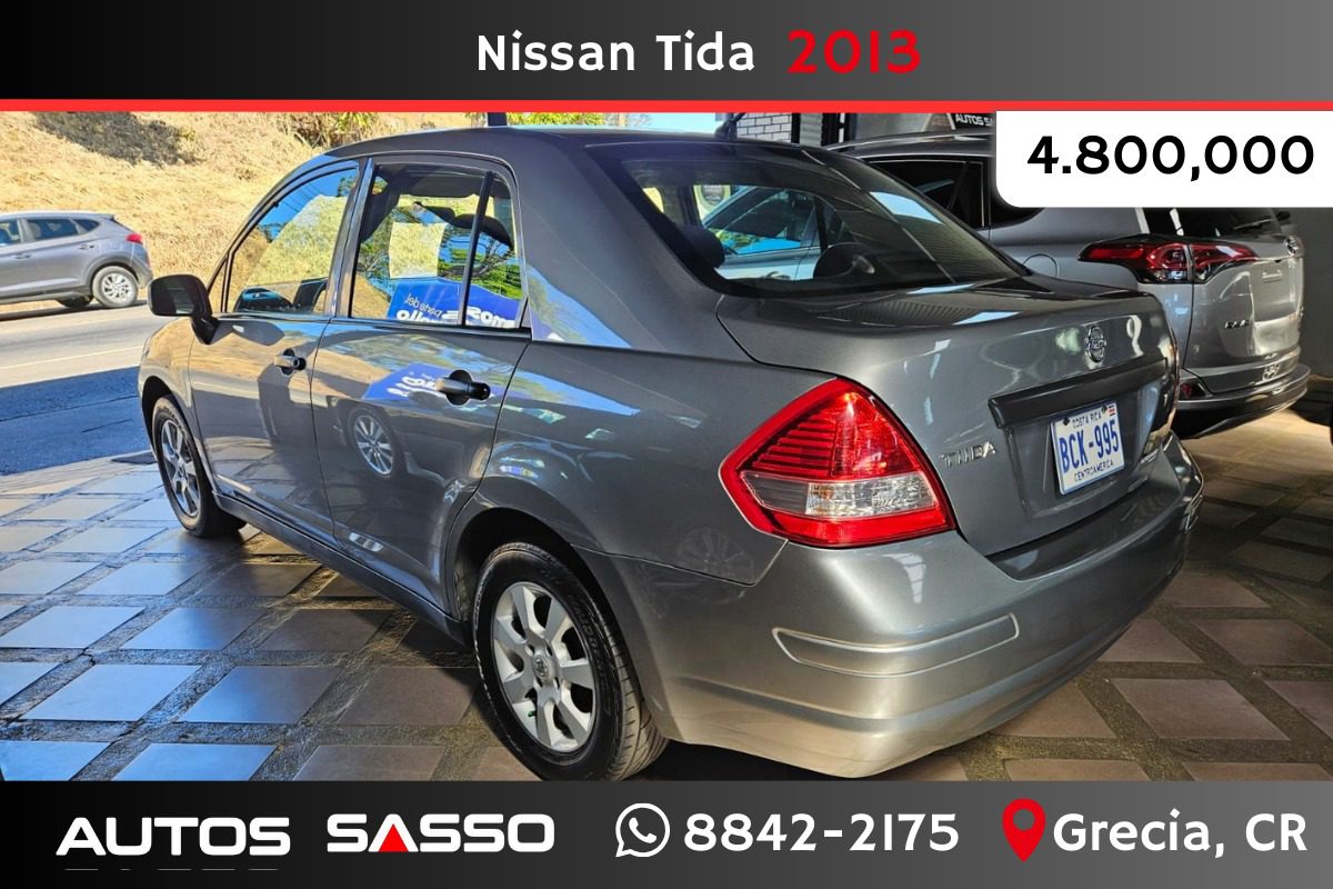NISSAN TIIDA 2013