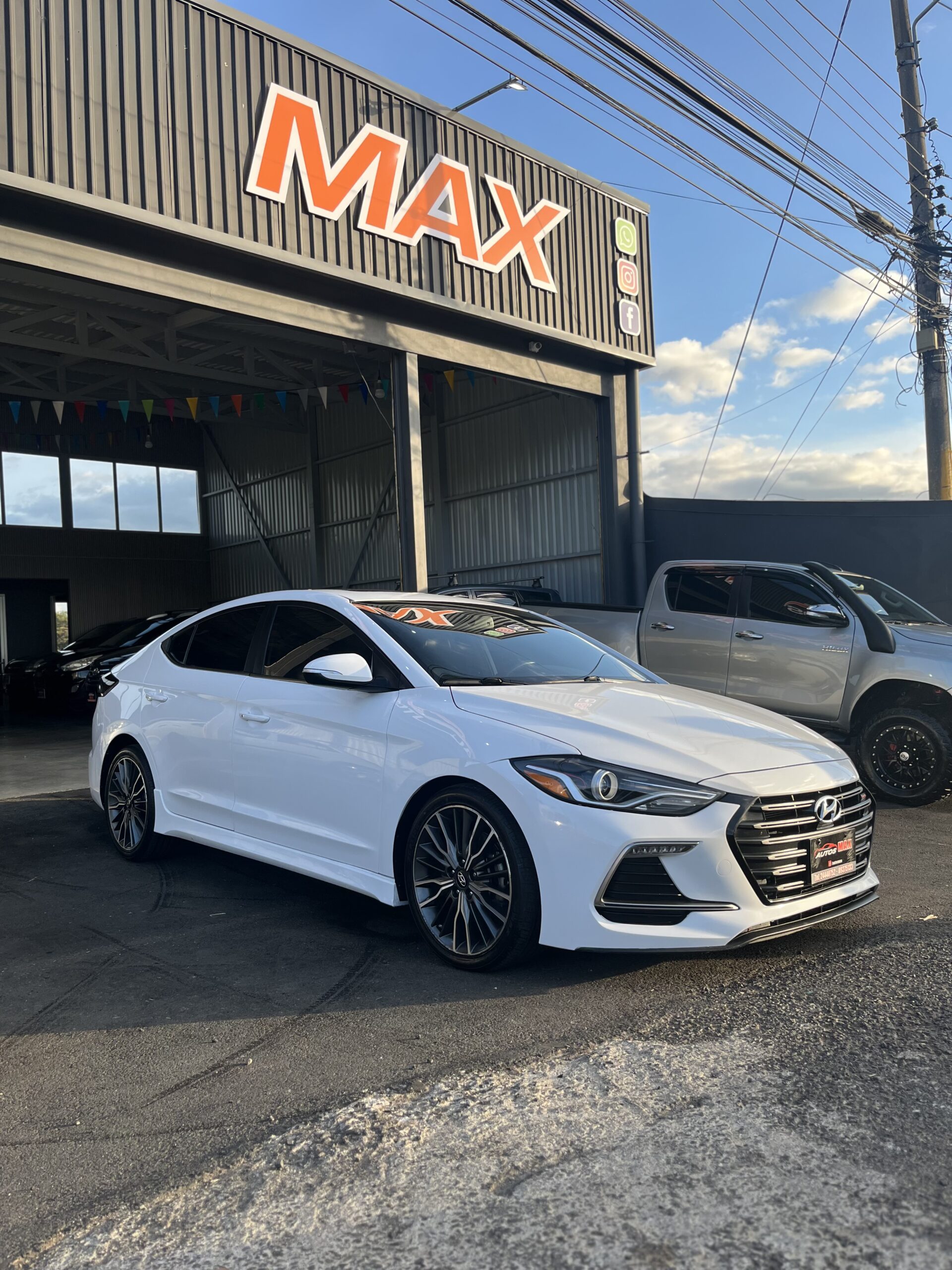 HYUNDAI ELANTRA 2018