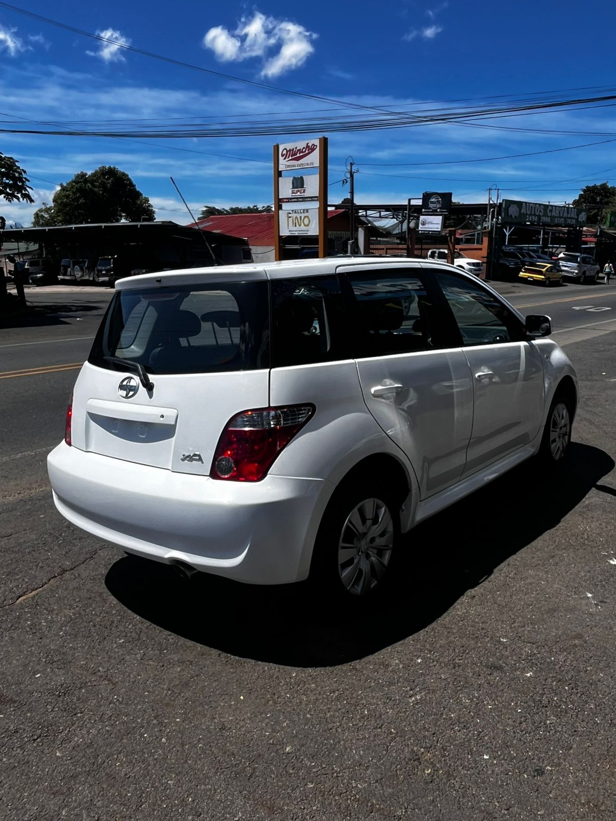 TOYOTA SCION 2006
