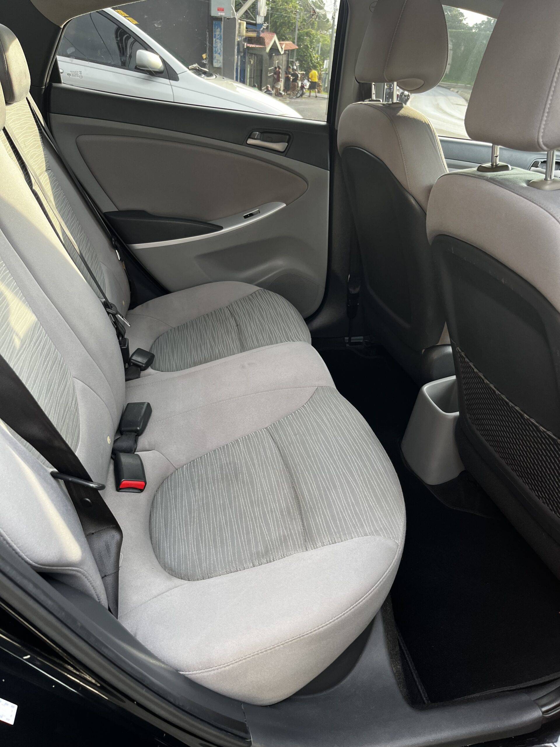 HYUNDAI ACCENT 2016