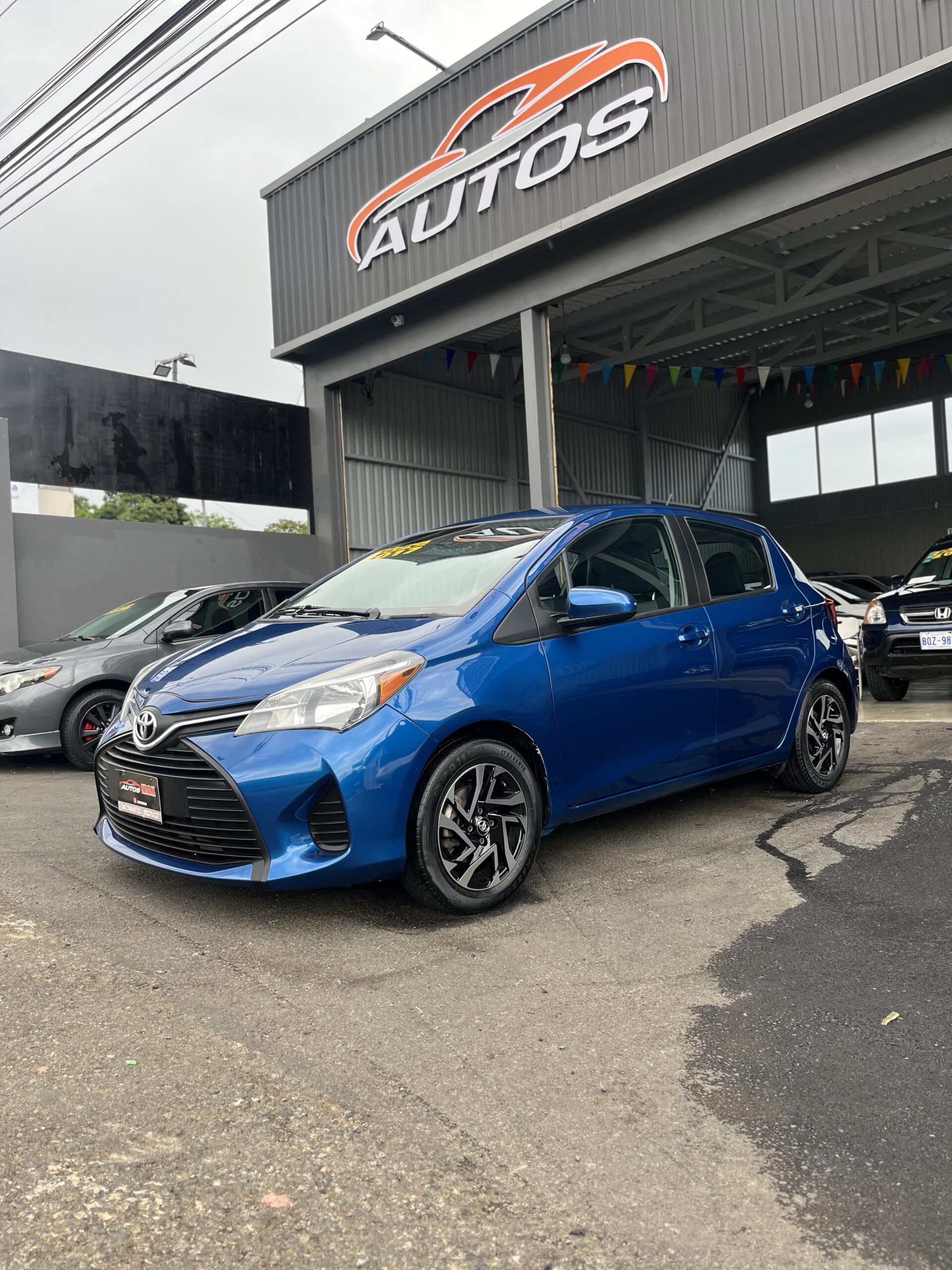 TOYOTA YARIS 2017