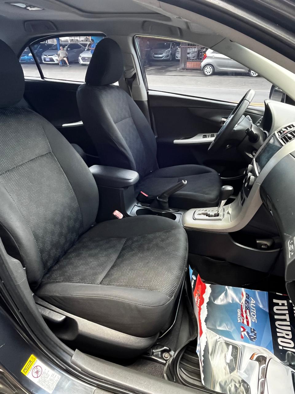 TOYOTA COROLLA SPORT 2010