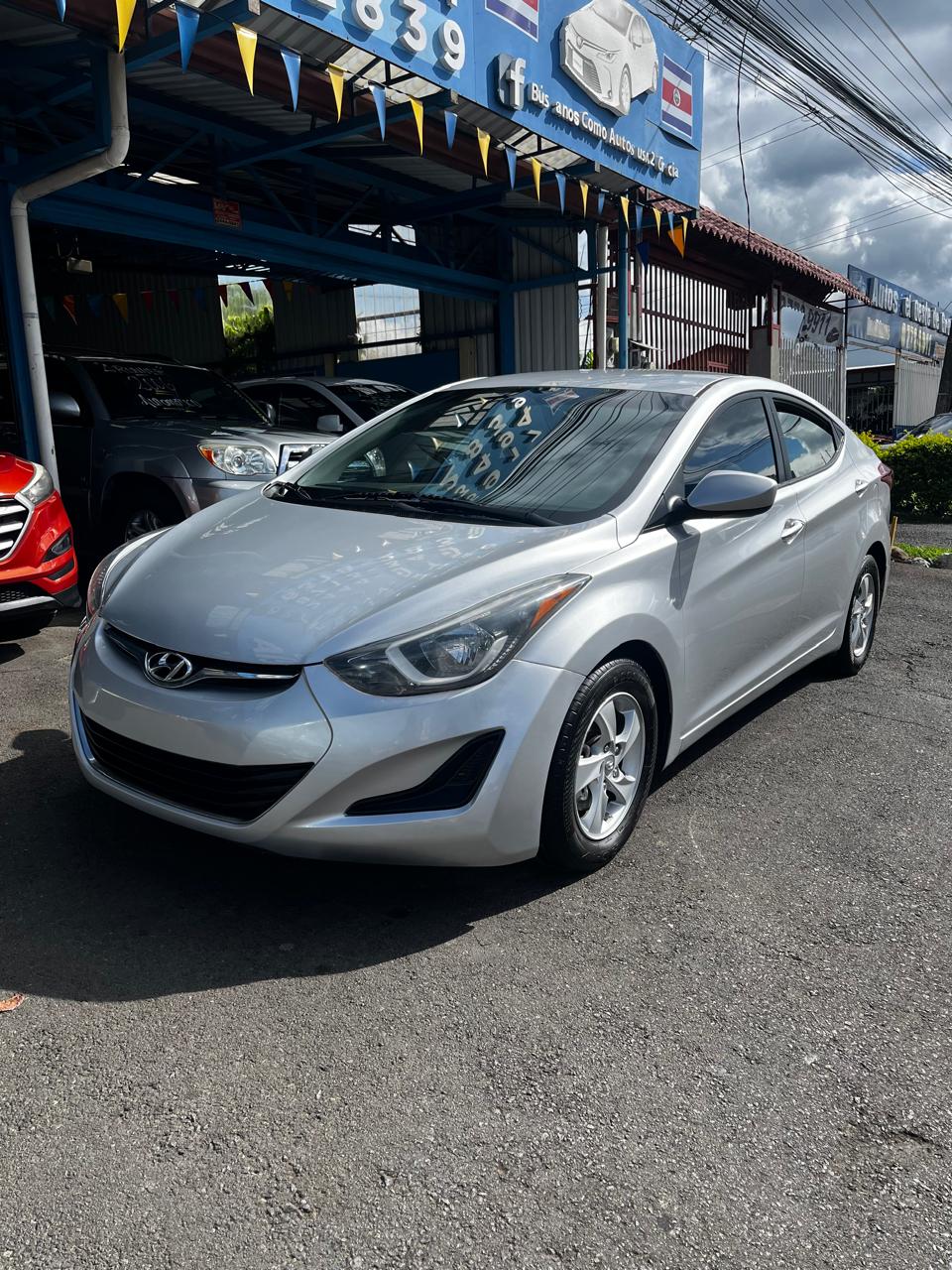 HYUNDAI ELANTRA 2015