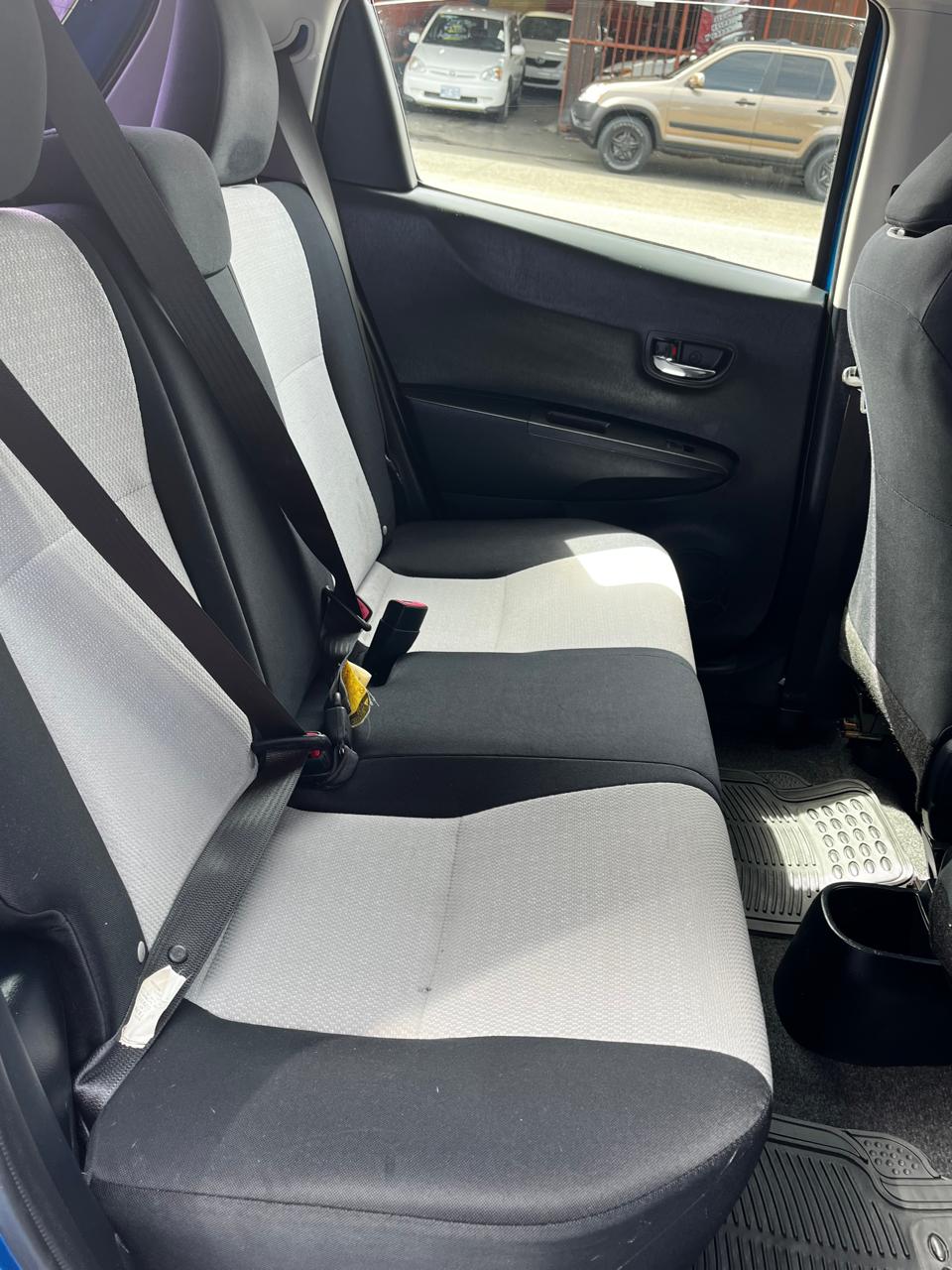 TOYOTA YARIS 2012 HATCHBACK