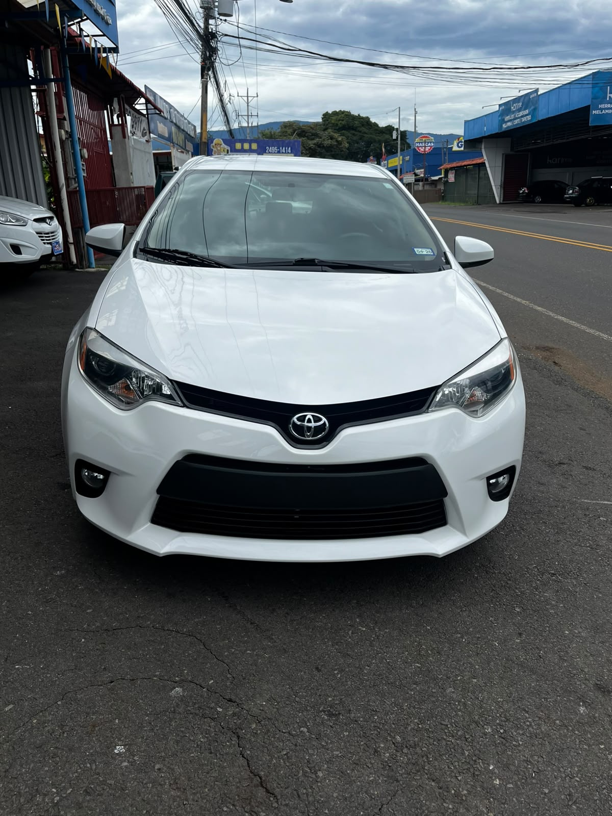 TOYOTA COROLLA 2015