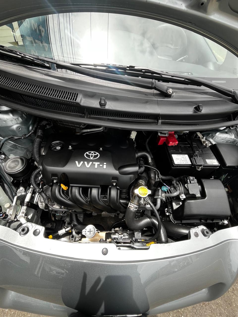 TOYOTA YARIS 2010 HATCHBACK