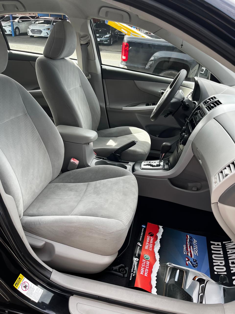 TOYOTA COROLLA 2010