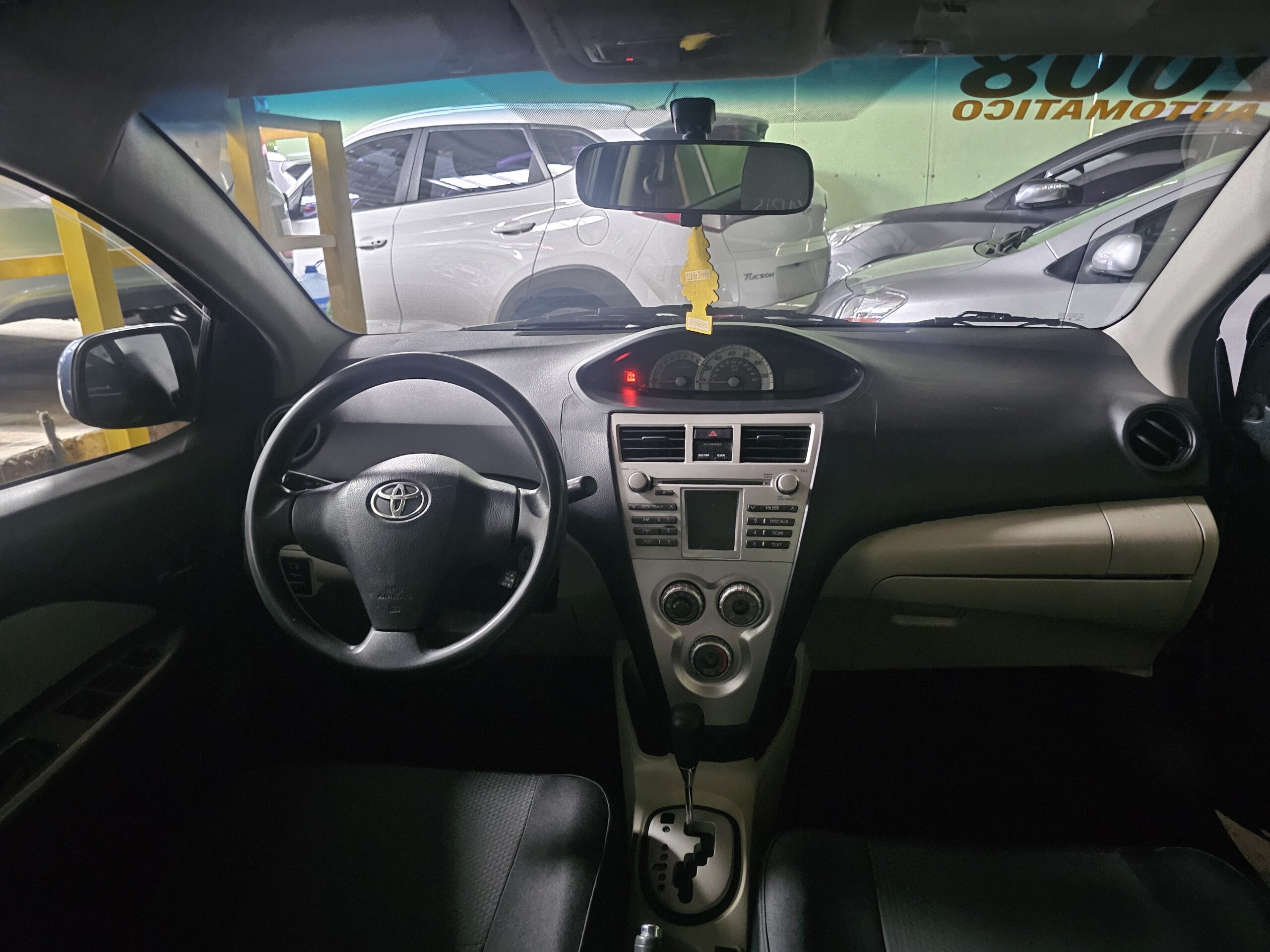 TOYOTA YARIS 2008