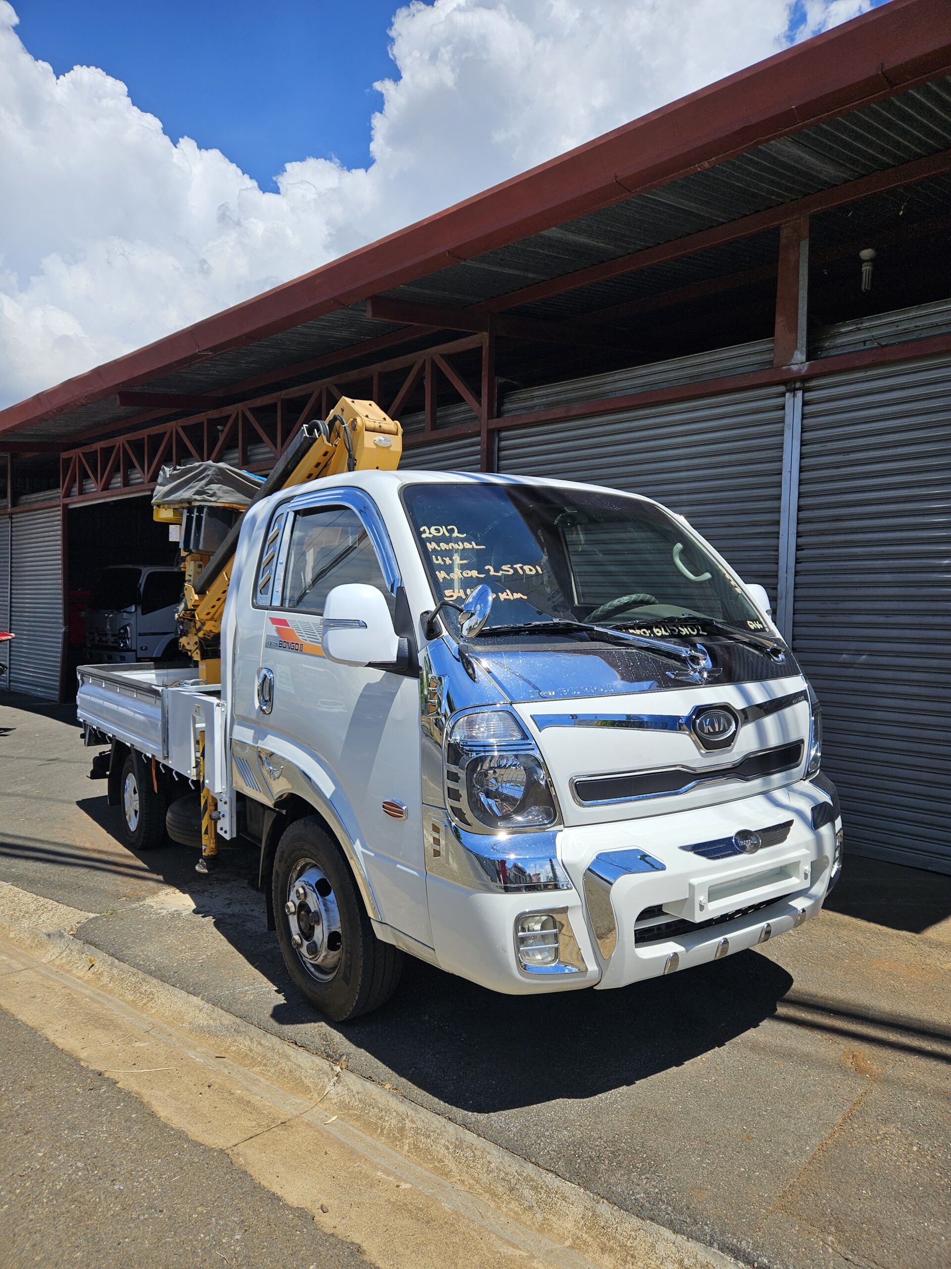 2012 KIA BONGO AERIAL CAB/SE - C6766