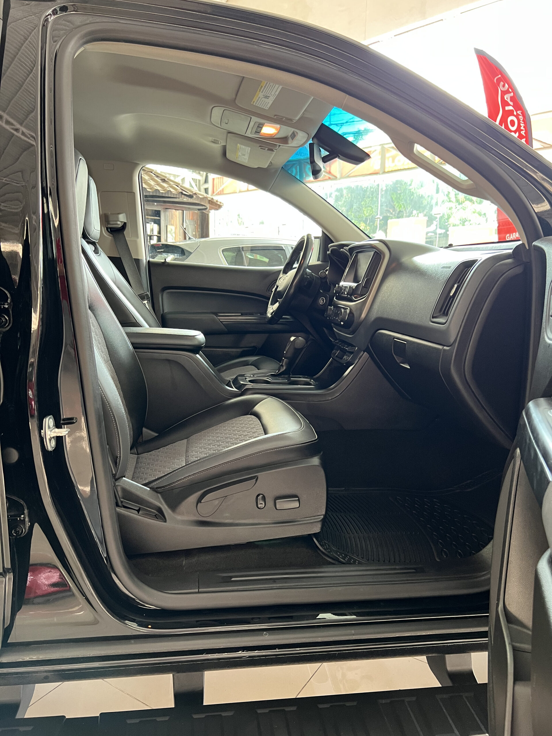 2017 CHEVROLET COLORADO -C3045