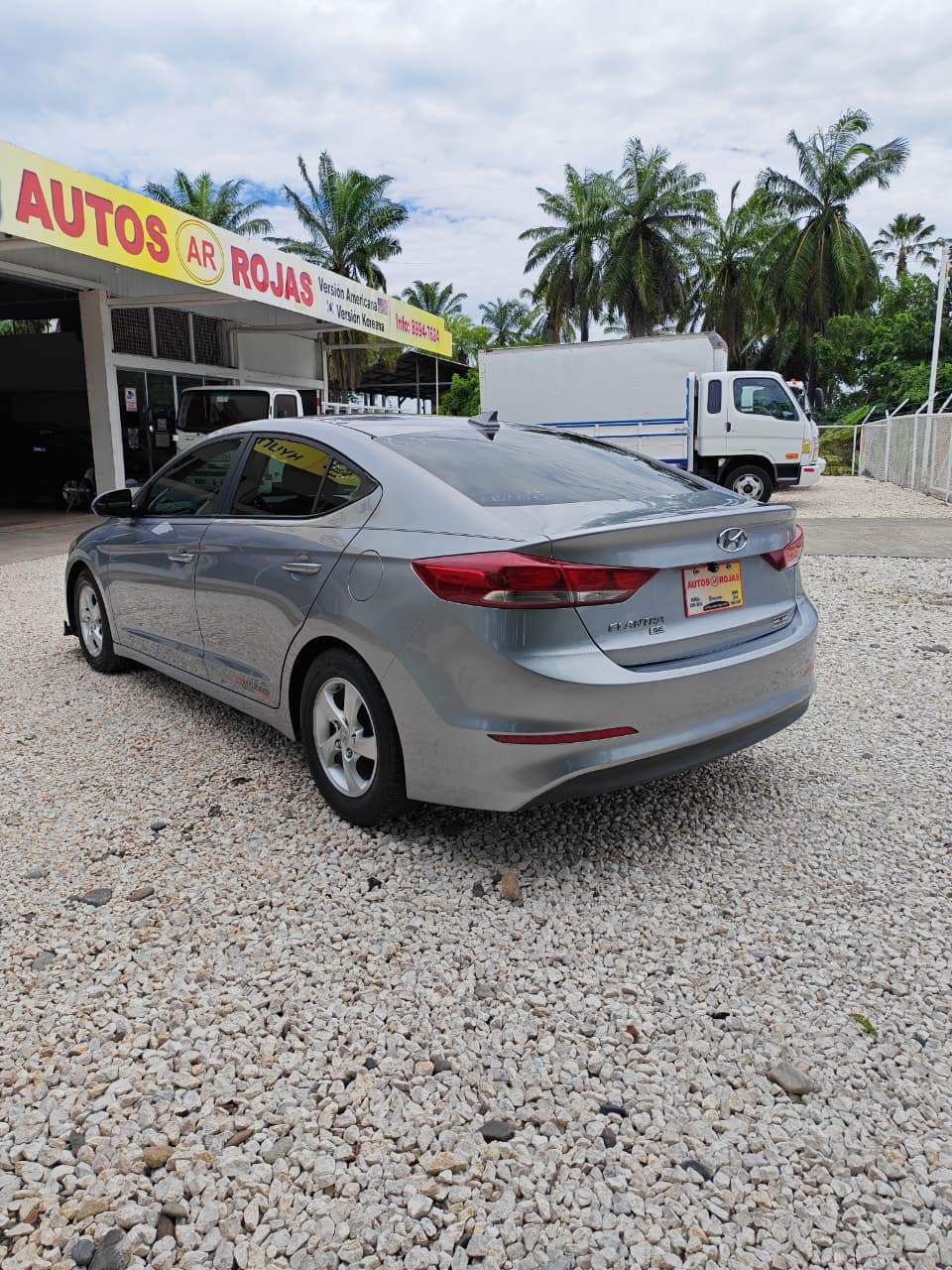2017 HYUNDAI ELANTRA - C0157