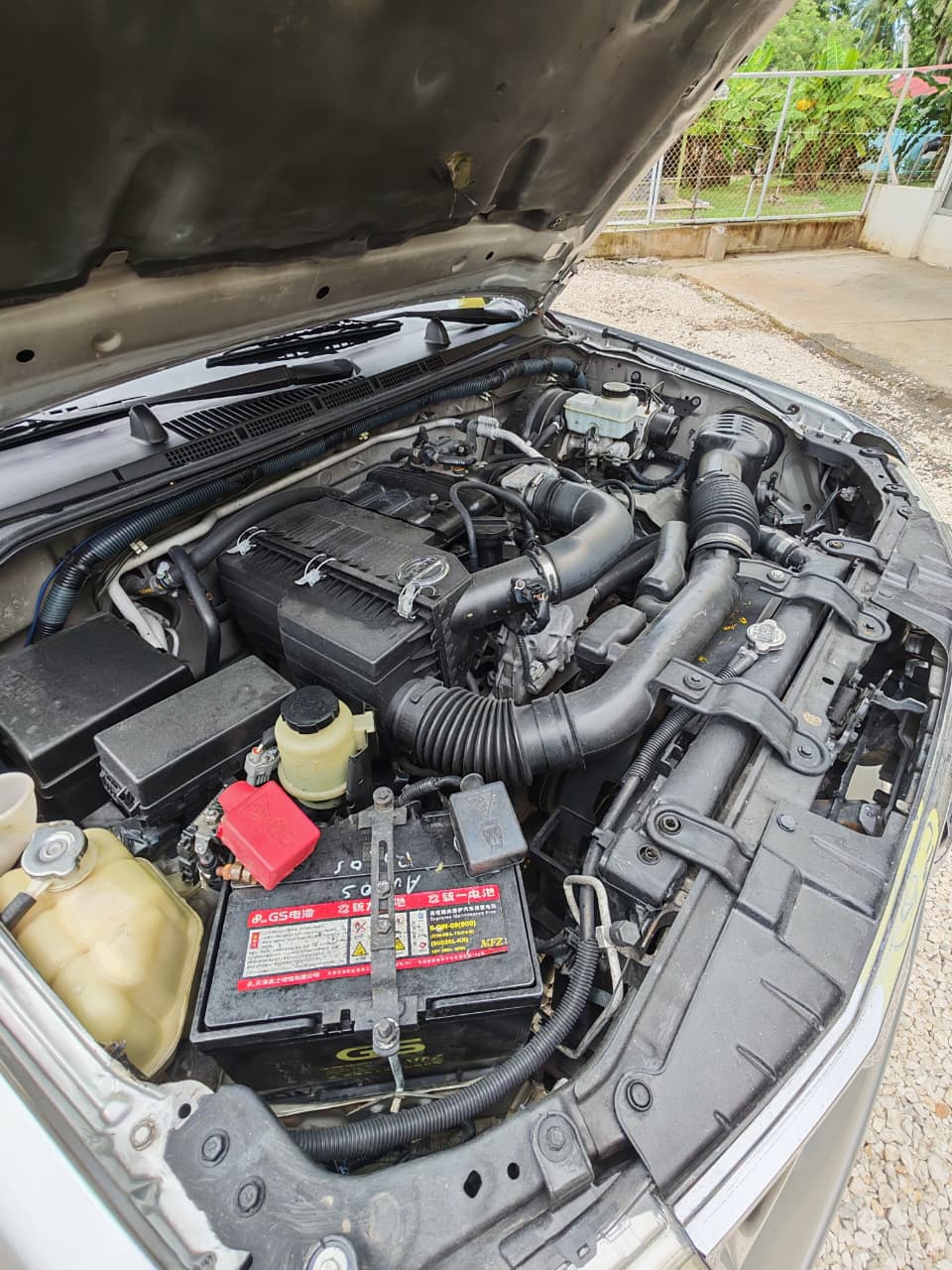 2005 NISSAN FRONTIER -C4477